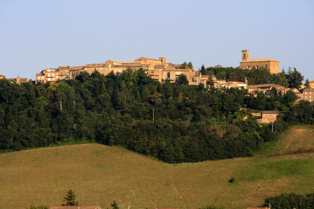 Agriturismo Fara Hotel Montegiorgio Exterior photo