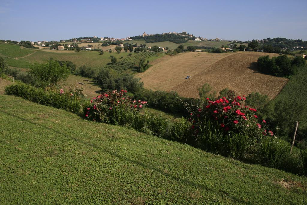 Agriturismo Fara Hotel Montegiorgio Exterior photo