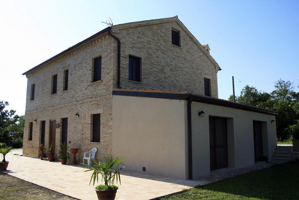 Agriturismo Fara Hotel Montegiorgio Exterior photo